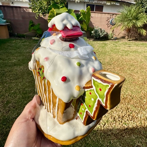 Blue Sky Clayworks Gingerbread House Teapot - Picture 4 of 5